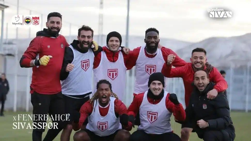 Sivasspor, Fenerbahçe Mesaisine Başladı