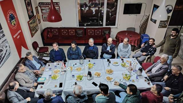 BURSİVDER'in Sivas Sohbetleri'nde Prof. Dr. Bilal Kemikli, Sivas'ın İlim ve Şiir Mirasını Anlattı