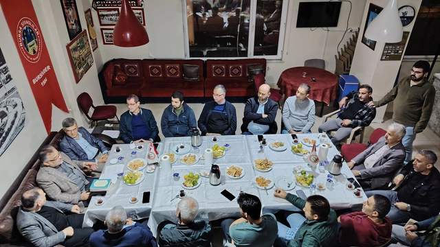 BURSİVDER'in Sivas Sohbetleri'nde Prof. Dr. Bilal Kemikli, Sivas'ın İlim ve Şiir Mirasını Anlattı