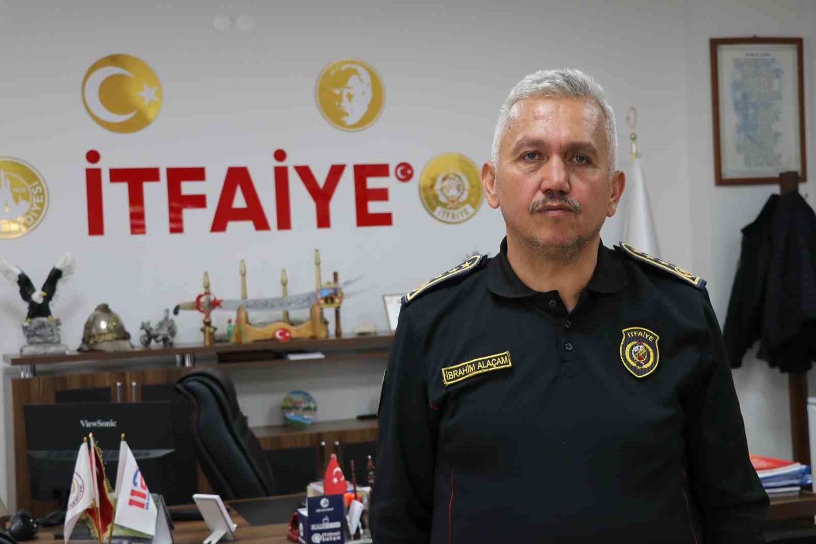 SİVAS’TA 90 YILLIK İTFAİYE ARAÇLARI HÂLÂ ÇALIŞIYOR