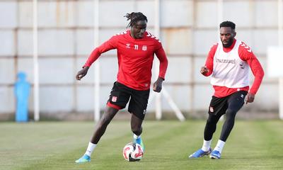 Sivasspor, Çorum Deplasmanı İçin Start Verdi: Kritik Maç Öncesi İlk Antrenman Yapıldı