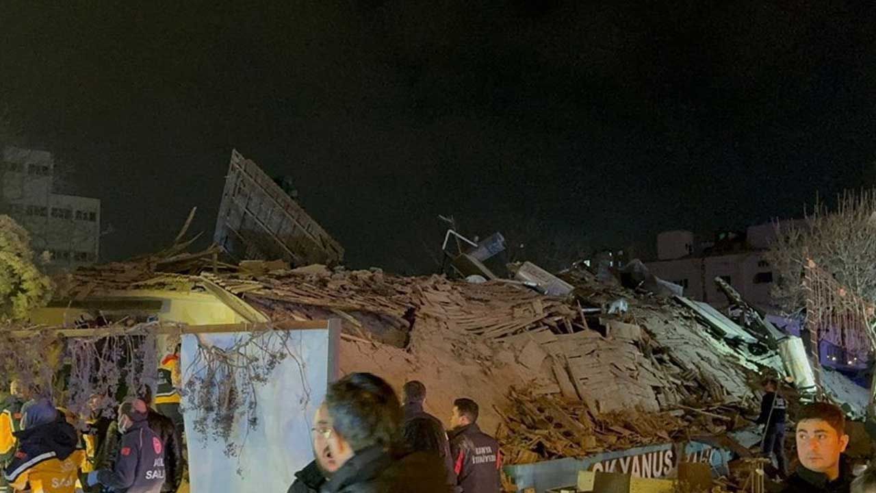 Konya'da 4 katlı bina çöktü: Vali, ilk belirlemelerde enkaz altında 5 kişinin kaldığını aktardı - Birlik Haber Ajansı