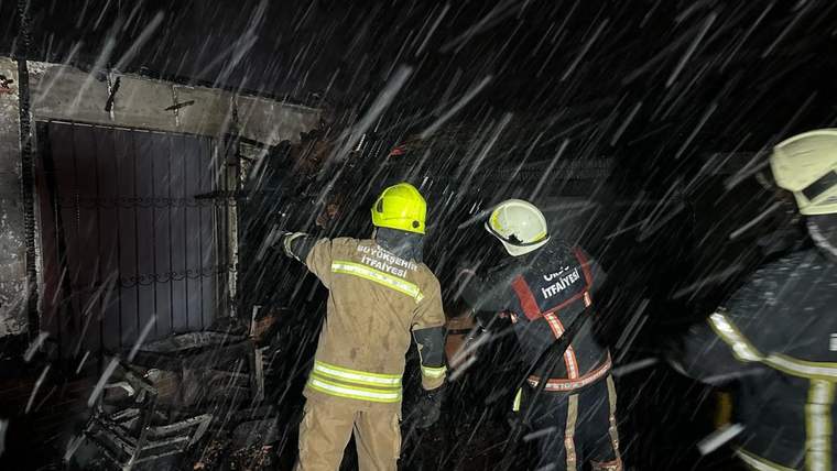 Ordu Büyükşehir İtfaiyesi’nden yangınlara zamanında müdahale - Birlik Haber Ajansı