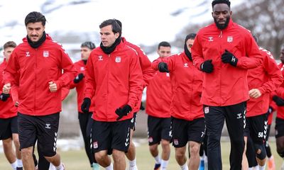 Özbelsan Sivasspor Sarıyer Deplasmanı İçin Sahaya İndi: Yiğidolar Kritik Maça Kilitlendi