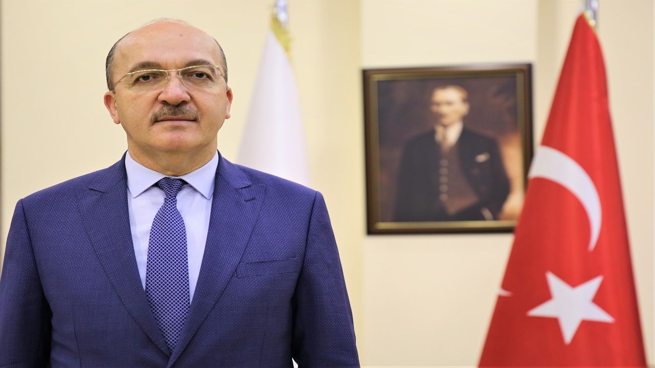 Rektör Zeybek'ten 15 Şubat Gümüşhane’nin Kurtuluşu mesajı - Birlik Haber Ajansı