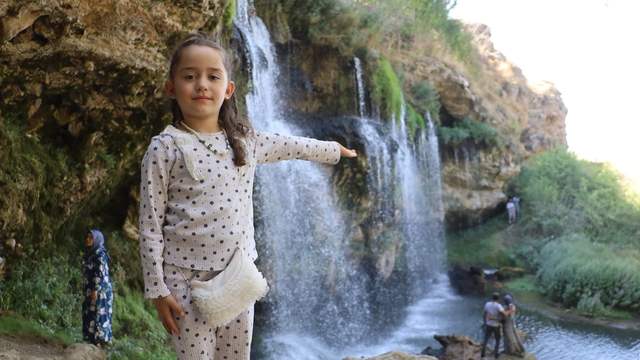 Sivas’ın Saklı Cenneti: Değirmenaltı Şelalesi Görenleri Büyülüyor