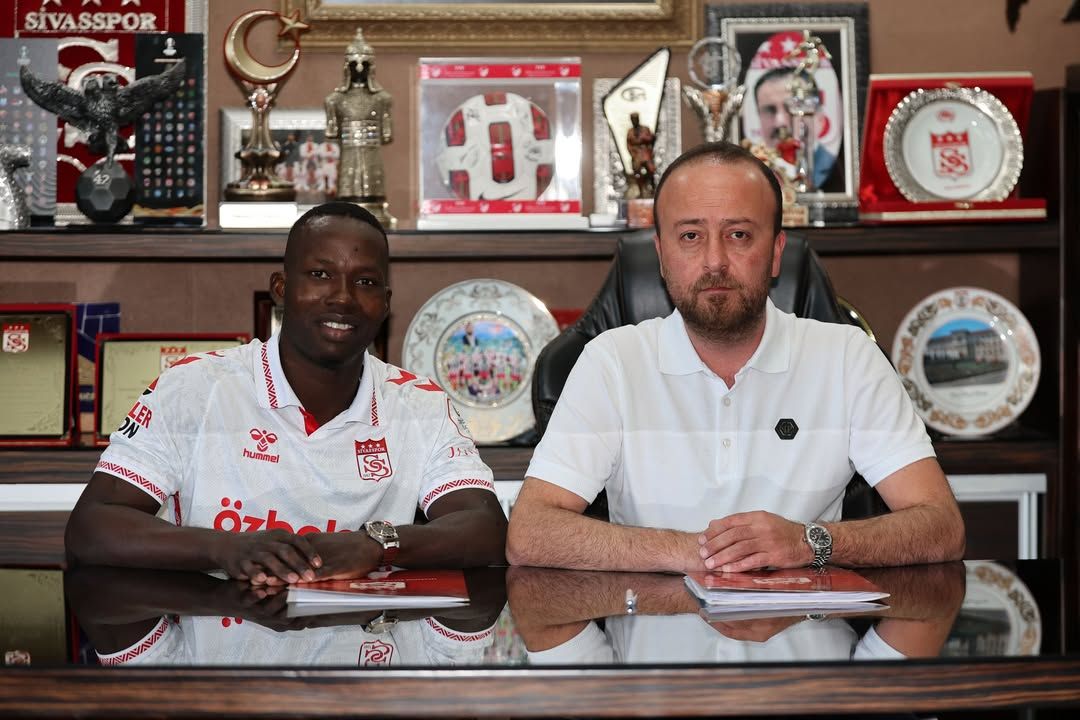 Sivasspor Kadrosuna Mali'li Sağ Kanat Aly Malle Katıldı