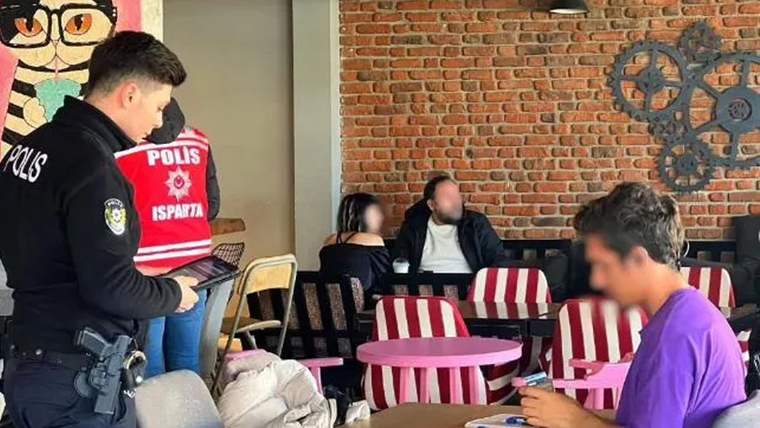 Isparta'da 121 şahsın kimlik kontrolü yapıldı - Birlik Haber Ajansı