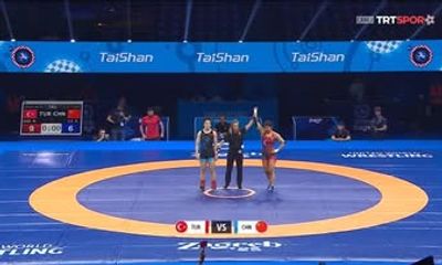 Nesrin Baş Dünya Güreş Şampiyonası'nda Finale Yükseldi