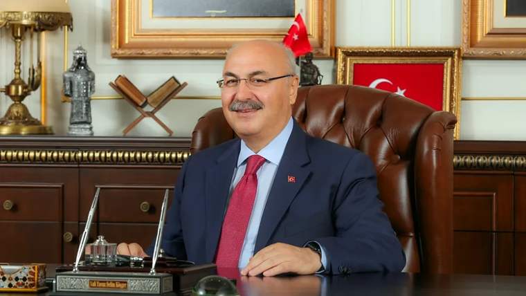 Vali Köşger, 'Adana’nın kurtuluşu, en güçlü sembollerinden biridir' - Birlik Haber Ajansı