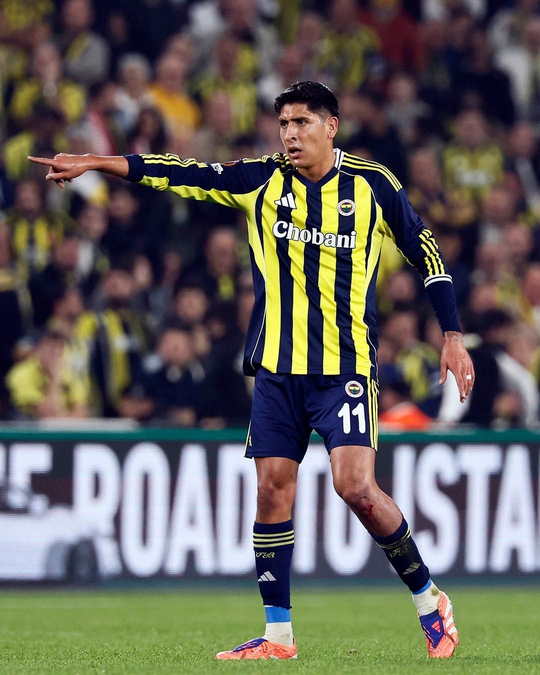 Fenerbahçe, UEFA Avrupa Ligi'nde Kritik Galibiyet Aldı