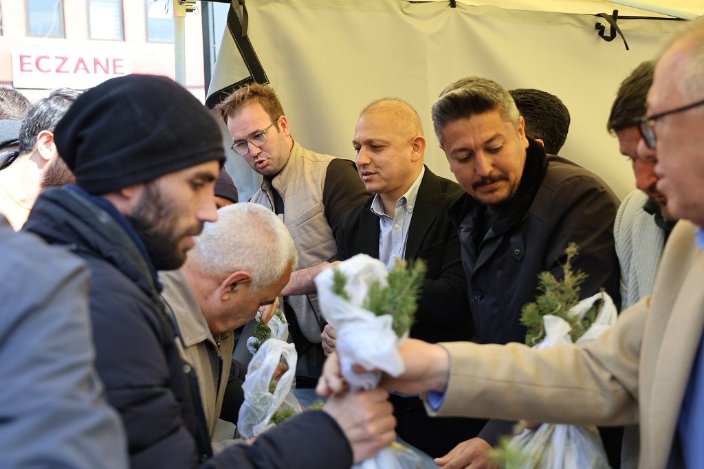 Kırıkkale’de 25 bin fidan vatandaşlara ücretsiz dağıtıldı - Birlik Haber Ajansı
