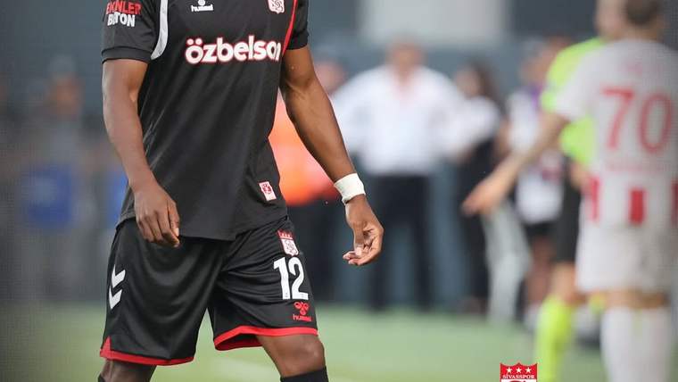 Sivasspor'da Samuel Moutoussamy ile Yollar Ayrıldı