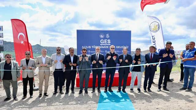Sivas’ta Enerji Dönemi Başladı: Özbelsan GES Açıldı, Belediye 15 MW’lık Dev Yatırım İçin Düğmeye Bastı