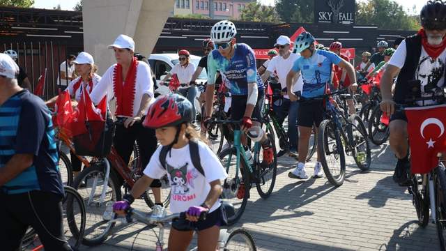 107. Yıla 107 Bisiklet: Sivas’ta Tarihe Pedal Çevrilecek