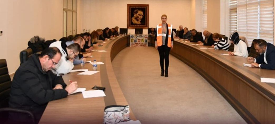 Sorumlu emlak danışmanı seviye 5 sınavı başladı - Birlik Haber Ajansı