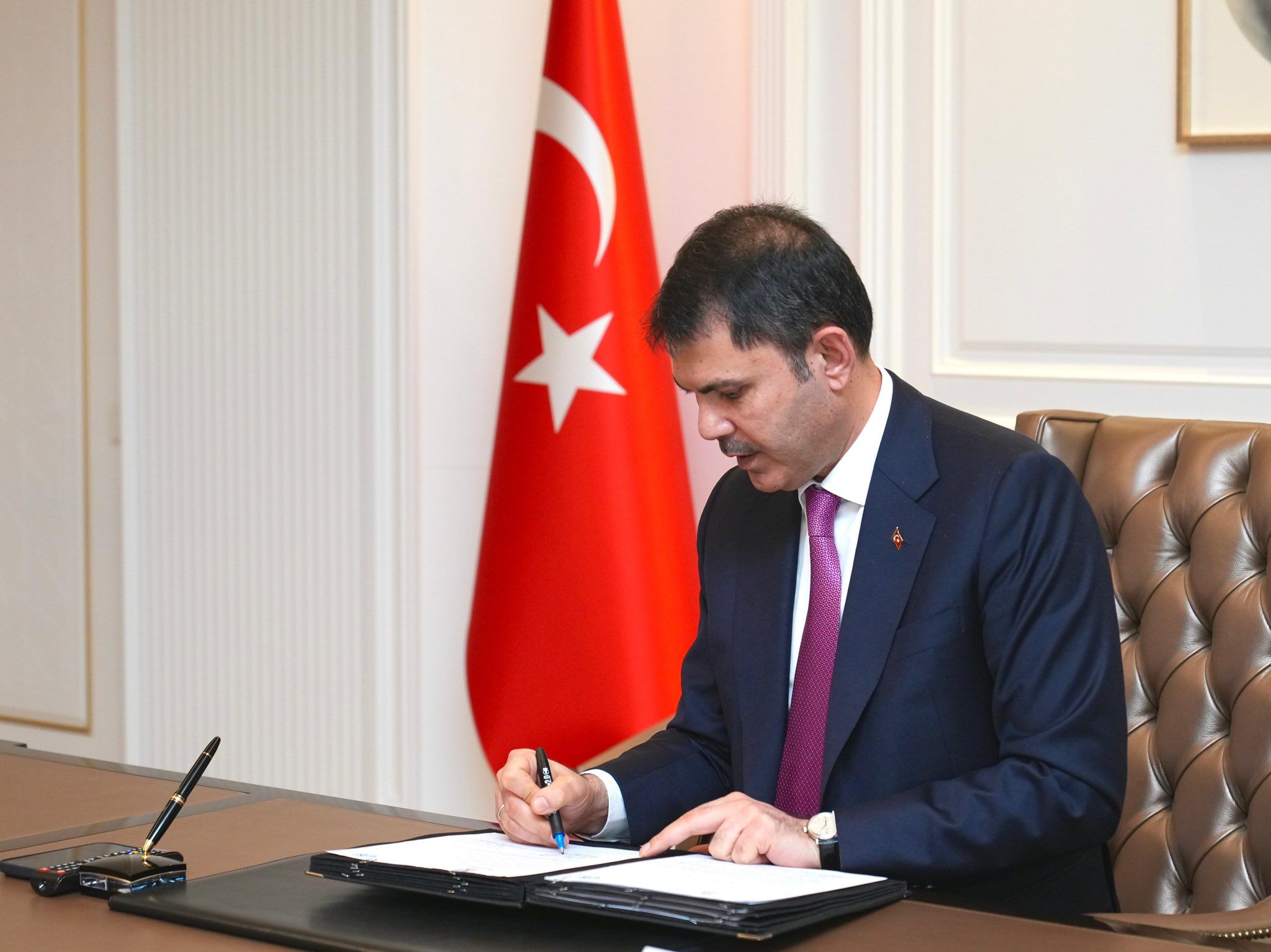 Murat Kurum duyurdu: 81 il için bitki örtüsü rehberi hazırlanıyor - Birlik Haber Ajansı