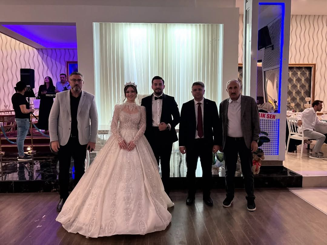Sivas Aile ve Sosyal Hizmetler İl Müdürlüğü Personeli Evlendi