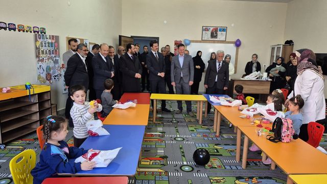 Koyulhisar'da 4-6 Yaş ve Kız Kur'an Kursları Hizmete Açıldı: Dini Eğitime Büyük Katkı