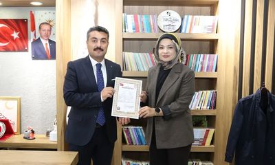 Sivas'ta Öğretmenin Heimlich Manevrası ile Öğrenciyi Kurtarma Başarısı
