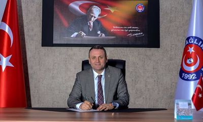 Fatih Galender Zengin: Sağlık mensubu eğitimini gördüğü alanda çalışmalıdır! - Birlik Haber Ajansı
