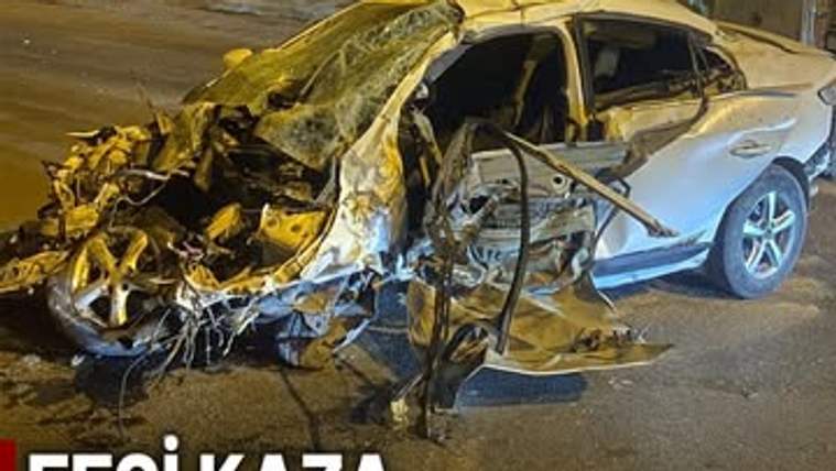 Şanlıurfa'da Feci Kaza: Otomobil Üst Geçidin Merdivenlerine Çıktı, Sürücü Hayatını Kaybetti