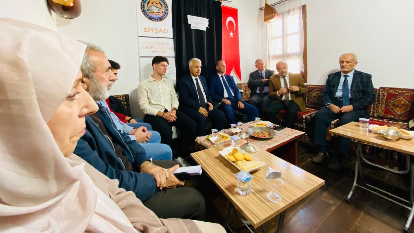 Sivas’ta Attila İlhan Şiirleri ve Besteleriyle Anıldı