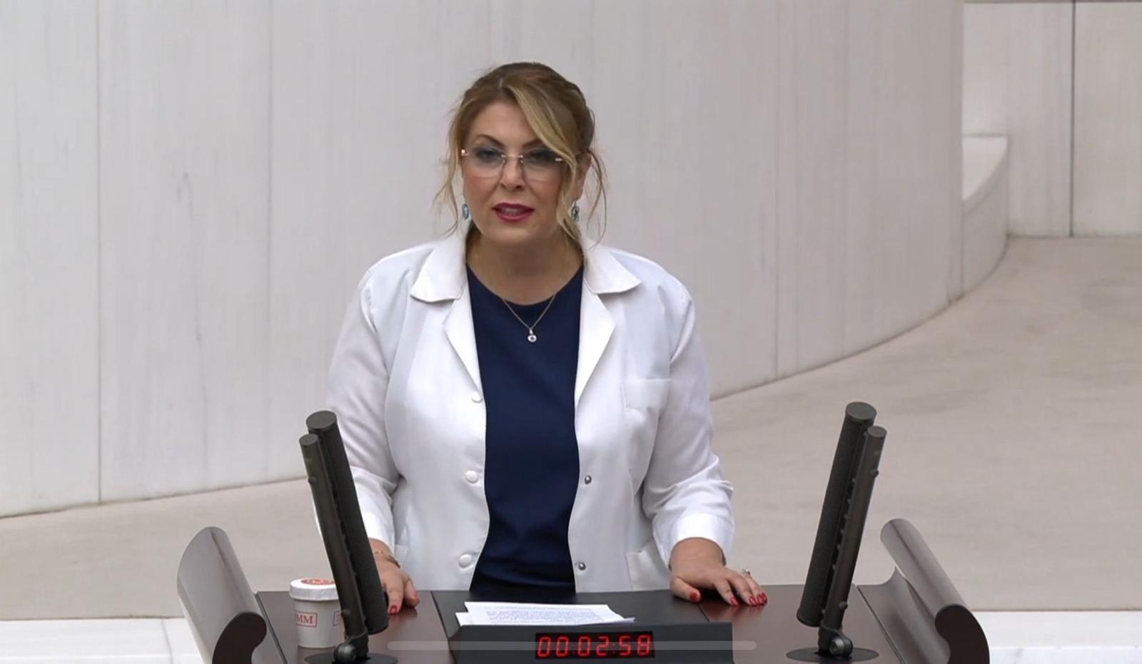 Elvan Işık Gezmiş: Eczacılar ve vatandaşlar zor günler geçiriyor - Birlik Haber Ajansı