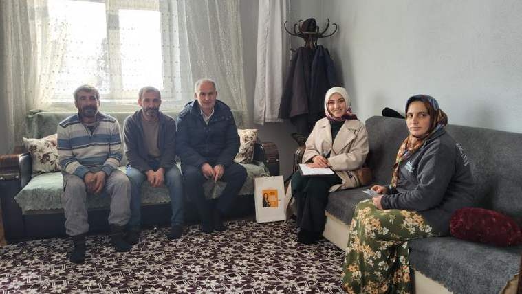Kars Açık Kapı’dan hane ziyaretleri - Birlik Haber Ajansı