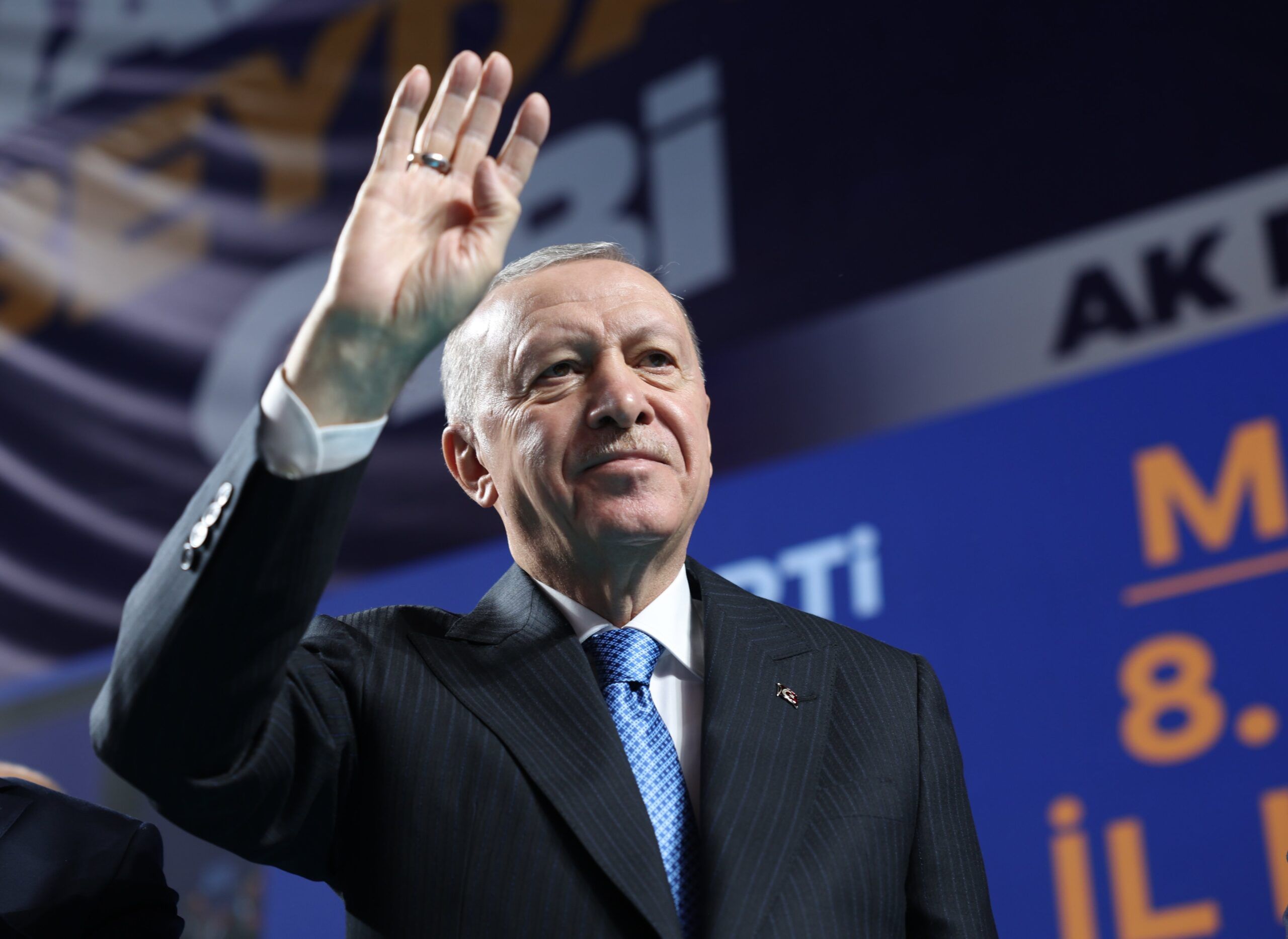 Erdoğan Van'da konuştu: 2028'deki Cumhurbaşkanlığı seçimlerini yüzde 50'nin çok çok üzerinde bir oyla kazanacağız - Birlik Haber Ajansı
