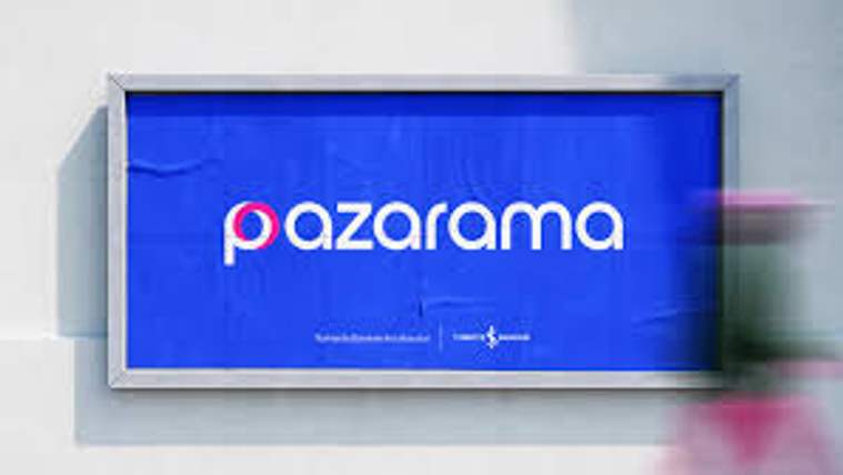 Mavi arka planda beyaz ve pembe harflerle yazılmış 'pazarama' yazısı.