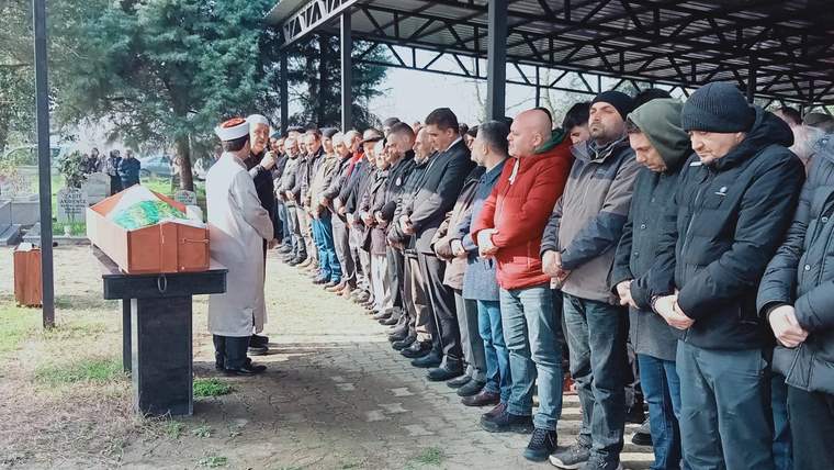 Sevilen Aile Hekimi Dr. Şener Yılmaz'ın ani vefatı üzdü - Birlik Haber Ajansı