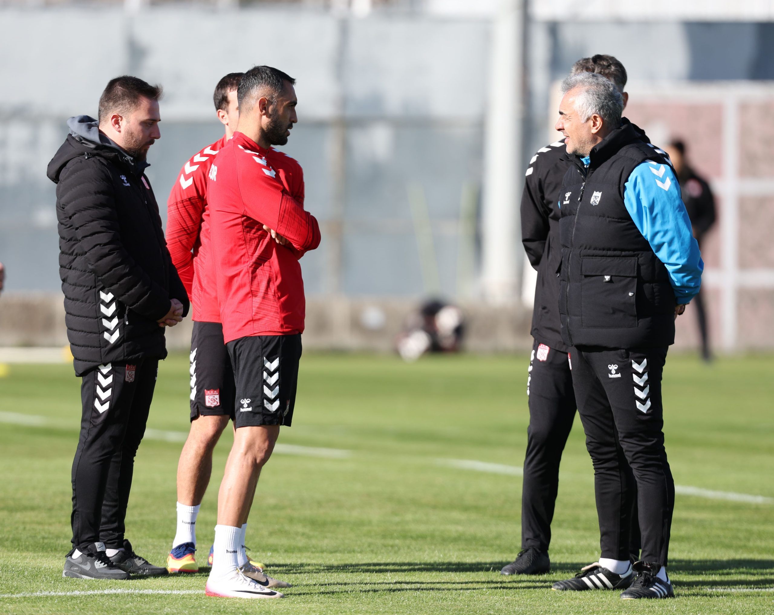 Sivasspor'dan Play-Off Hedefi: Altıparmak'tan Final Niteliğinde 3 Maç Açıklaması!