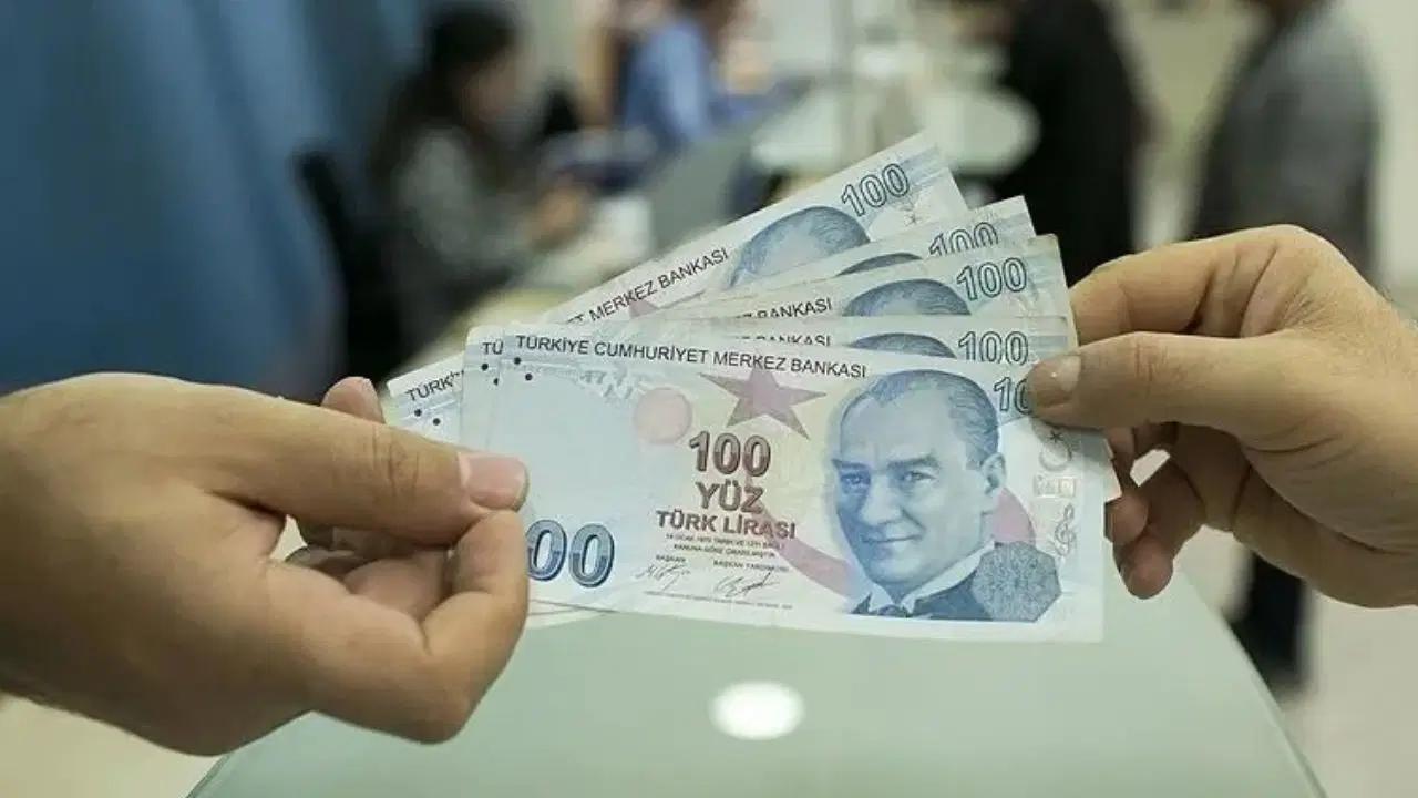 Üniversitelilere 3 Burs: Aylık Destek 8 Bin TL'ye Çıkıyor