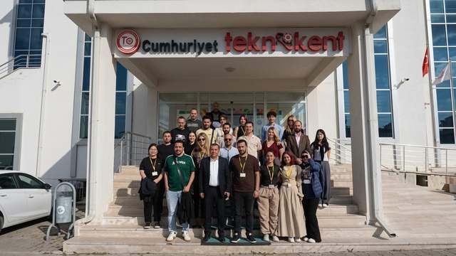 5 Ülkeden Gençler Sivas'ta Dijital Sağlık İçin Buluştu