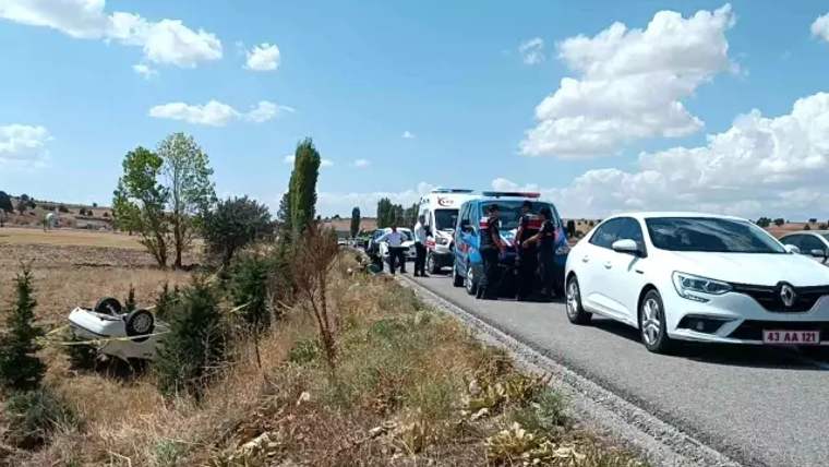Takla atan aracın altında kalan jandarma şehit oldu