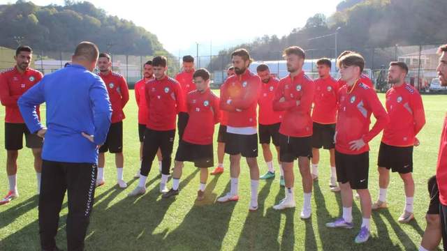 Sivas Belediye Spor, Giresun Yeniyolspor Maçı İçin Giresun'da Son Hazırlıklarını Tamamladı