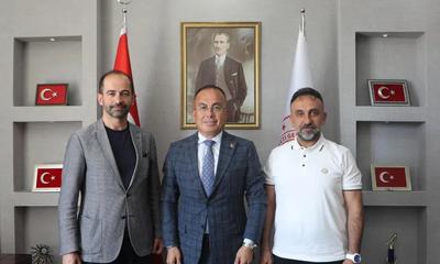 Sivasspor As Başkanı ve MHP İl Başkanı, Gençlik ve Spor İl Müdürü'nü Ziyaret Etti