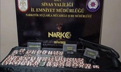 Sivas'ta Narkotik Operasyonu: 4 Uyuşturucu Taciri Tutuklandı