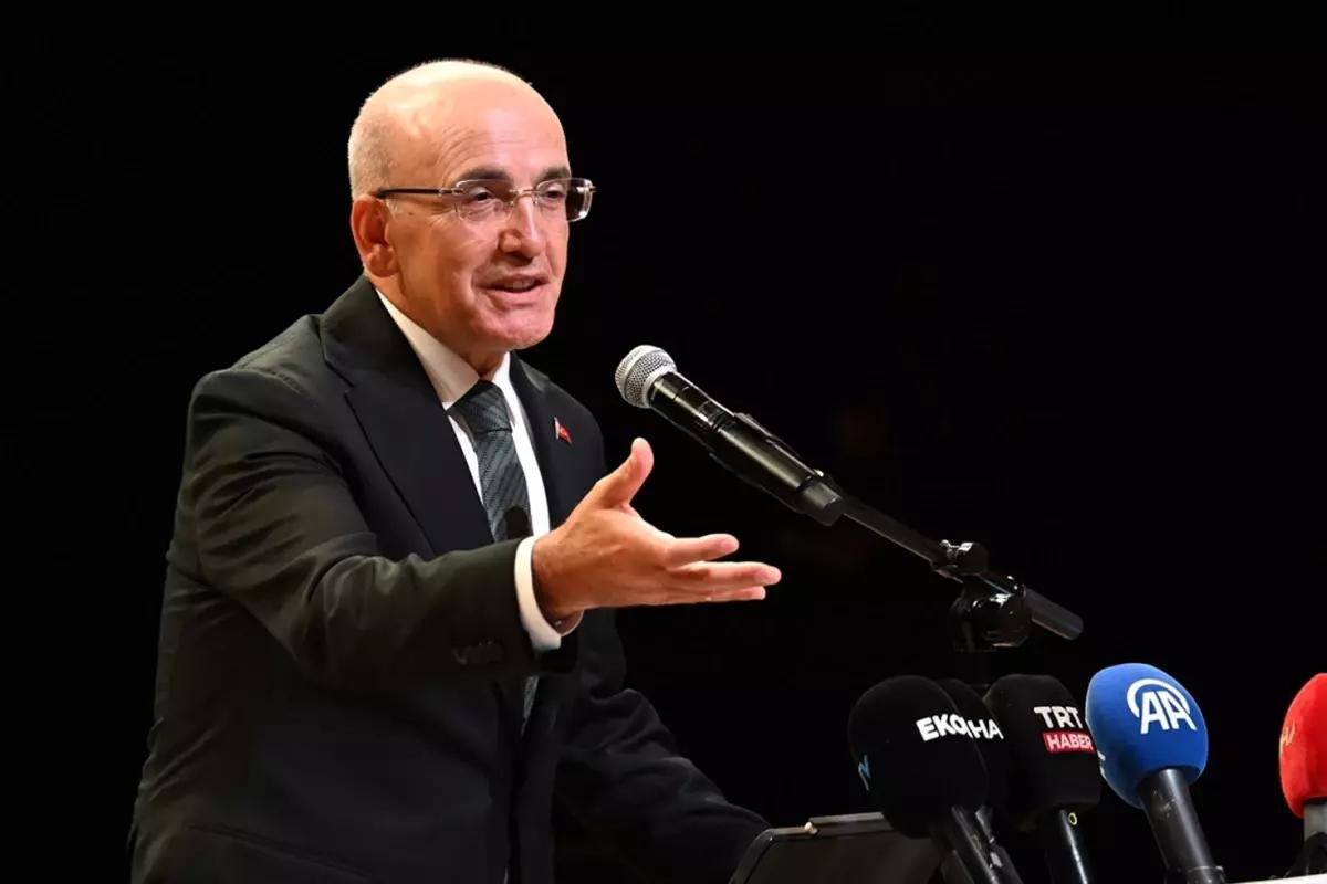 Bakan Şimşek'ten canlı yayına damga vuran sözler: Bu sene başımıza gelmeyen kalmadı
