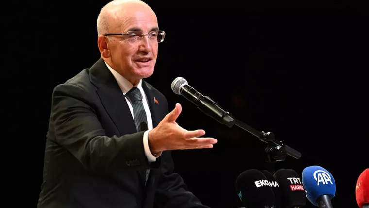 Bakan Şimşek'ten canlı yayına damga vuran sözler: Bu sene başımıza gelmeyen kalmadı
