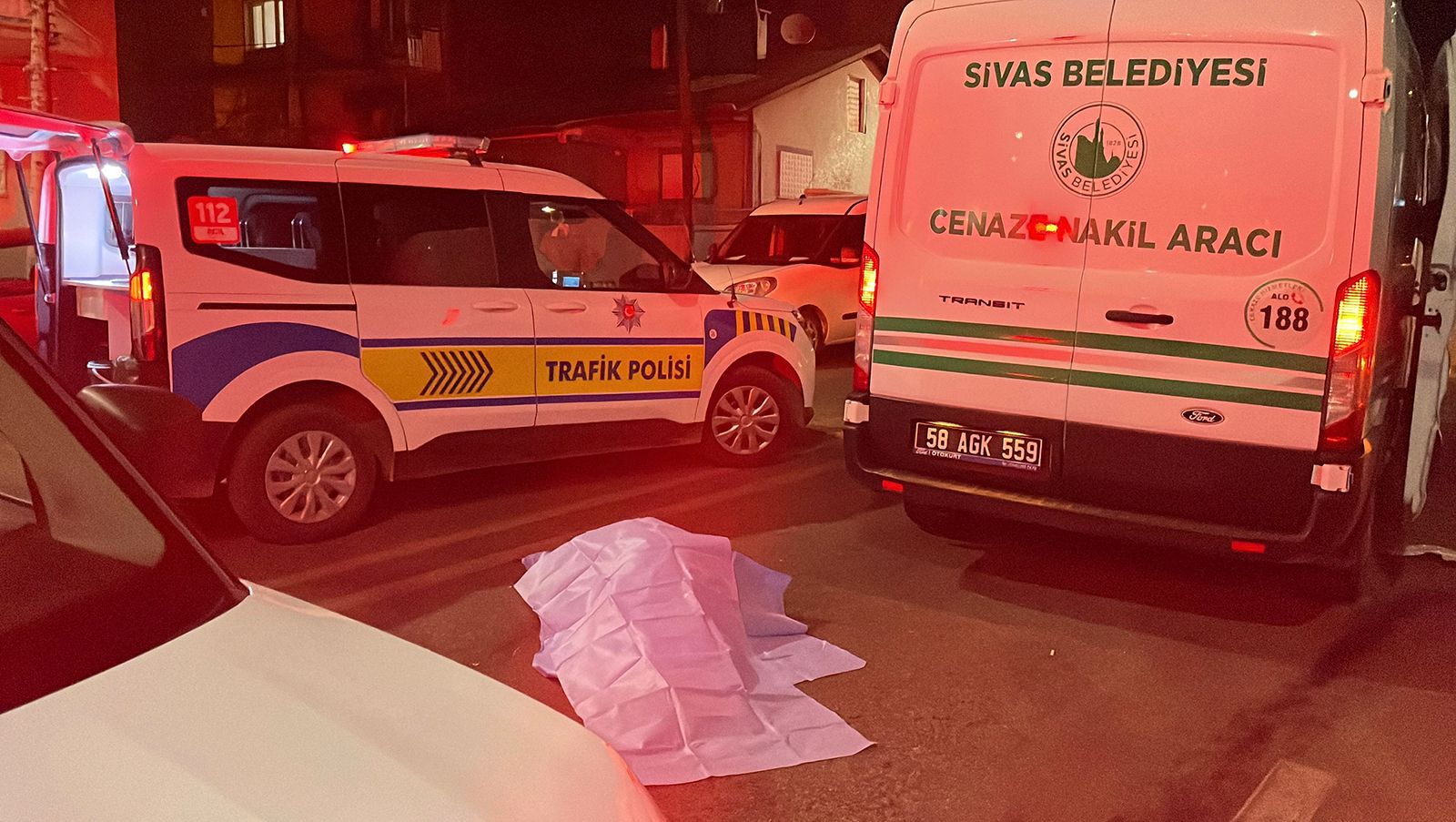 Sivas’ta Teravih Yolunda Feci Kaza: Kaynana Hayatını Kaybetti, Gelin Ağır Yaralandı