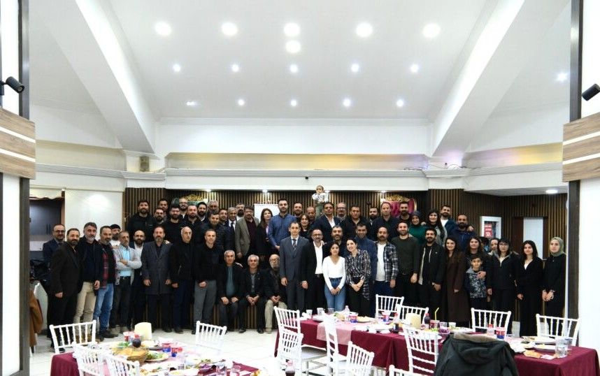 Vangölü Gazeteciler Cemiyeti’nin iftar programına yoğun ilgi - Birlik Haber Ajansı