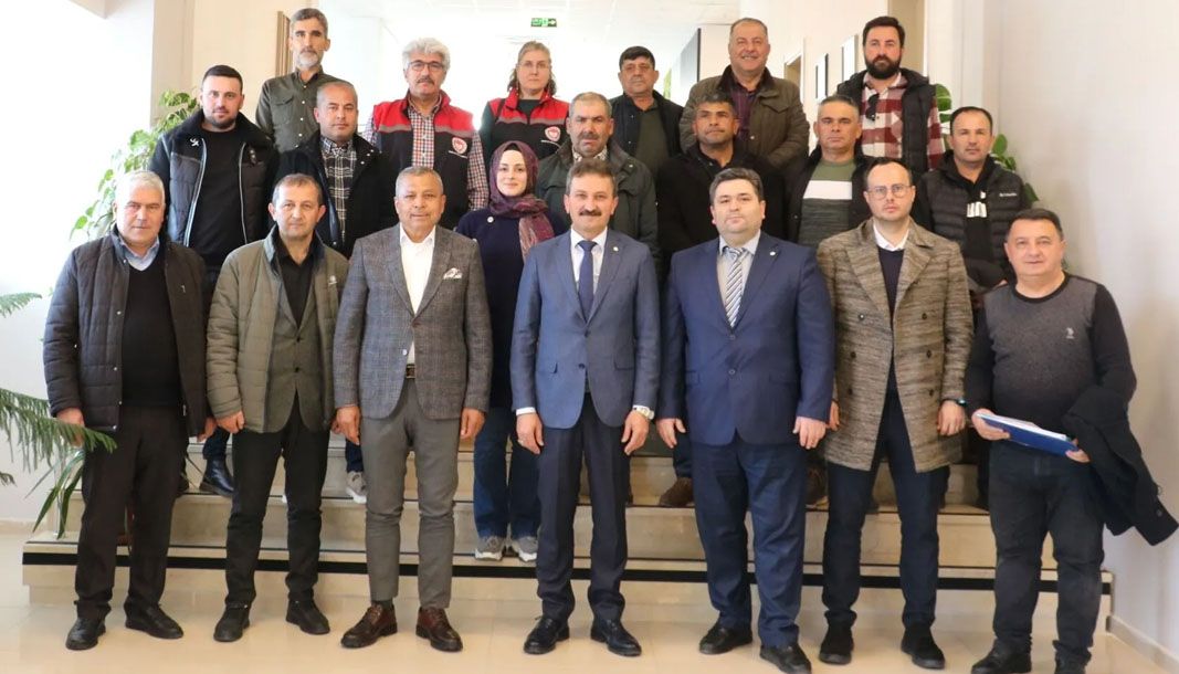 Isparta'da fidancılıkta ihracat sorunları ele alındı - Birlik Haber Ajansı