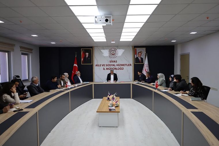 Sivas Aile ve Sosyal Hizmetler İl Müdürlüğü'nde Haftalık Değerlendirme Toplantısı Yapıldı