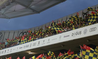 Fenerbahçe Taraftarlarının Kalbindeki Yerini Koruyor
