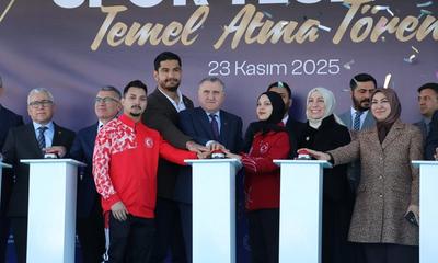 Gençlik ve Spor Bakanı Osman Aşkın Bak'tan Sivas'a Dev Yatırım Müjdesi: Türkiye Bir Spor Devrimi Yaşıyor!