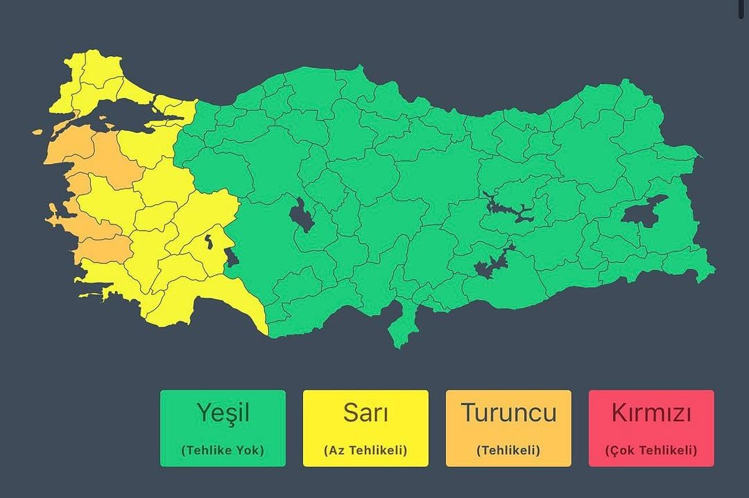 Ege ve Akdeniz'de Kuvvetli Sağanak Yağış Uyarısı: 7 Ekim Salı Günü Etkili Olacak