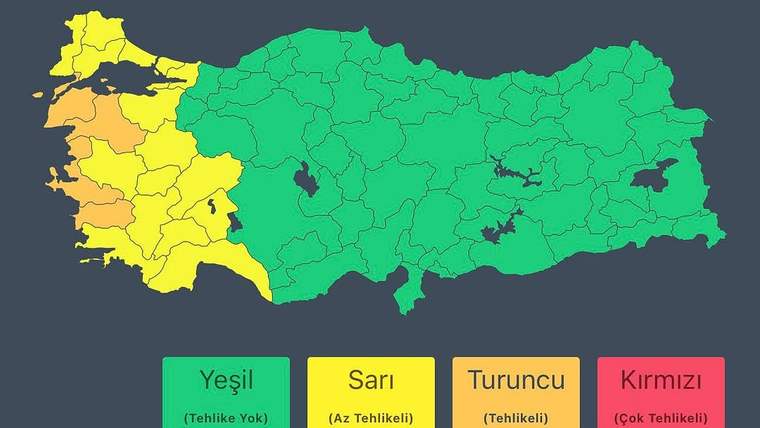 Türkiye haritasında bölgeler yeşil, sarı ve turuncu renklerle gösteriliyor; altta renk açıklamaları yer alıyor.