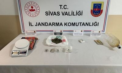 Sivas Jandarması'ndan Narkotik Operasyonu: Evinde Uyuşturucu Ele Geçirilen Şahıs Tutuklandı